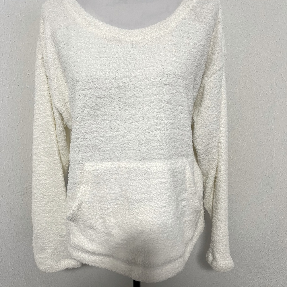 HUE Women’s Cream Color Medium Sherpa Style Sweater with Front Pocket Warm,Cozy